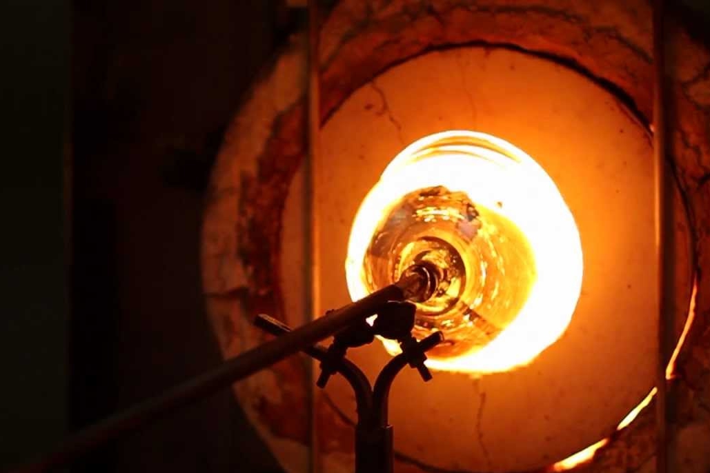Cockington Crafts Torquay Glass blowing workshop furnace